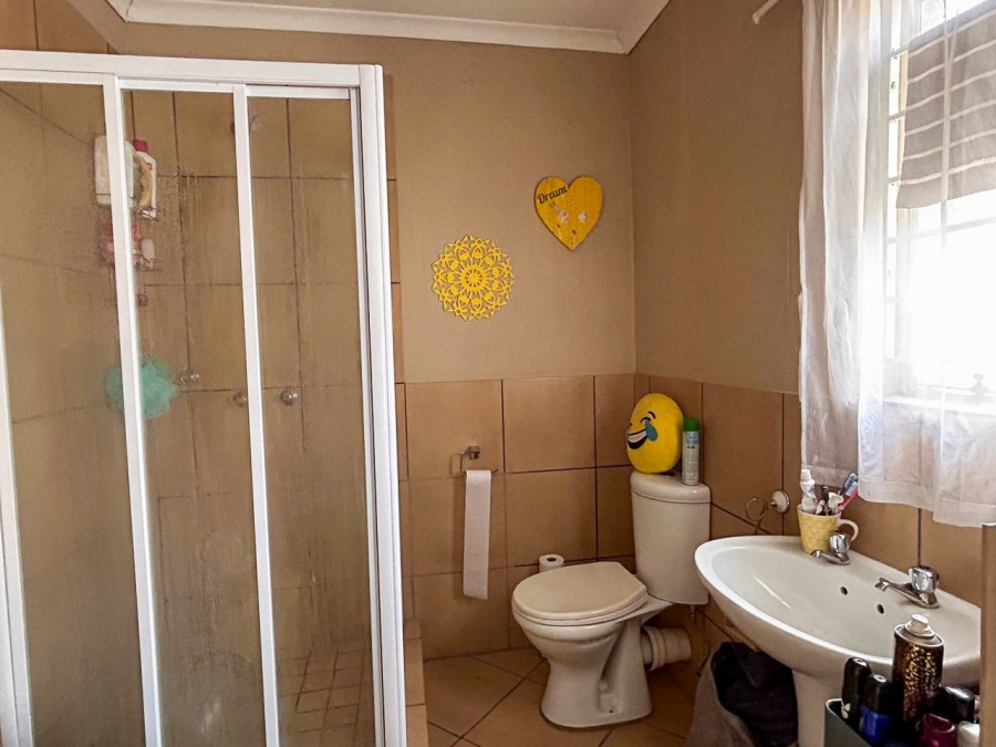 1 Bedroom Property for Sale in Waterberry Estate North West